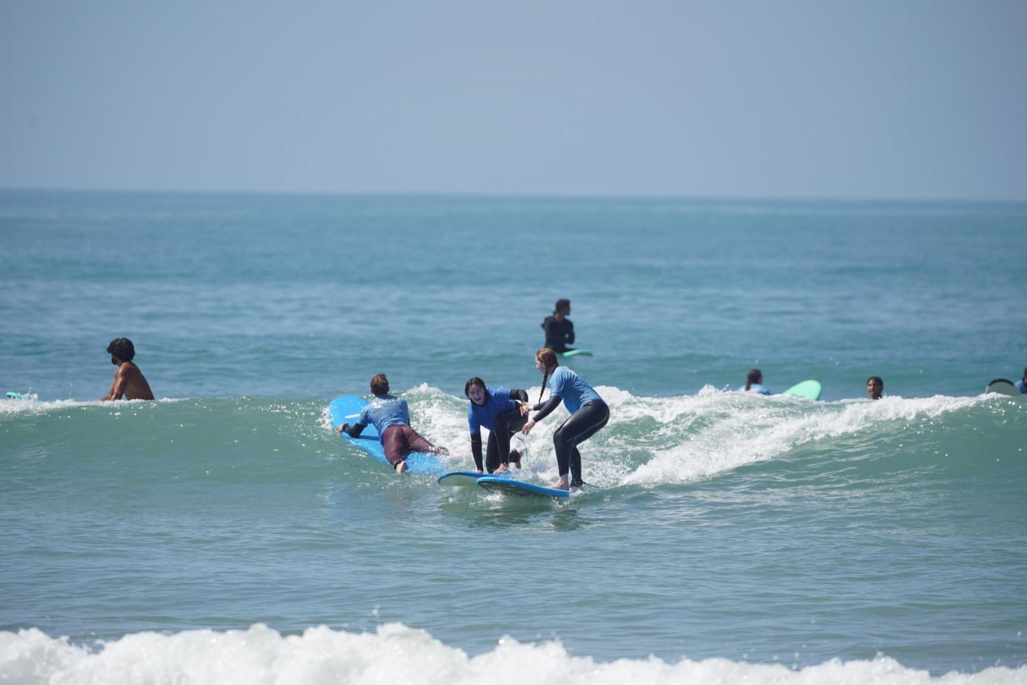 Santacruz Surf Camp Vandrehjem Tamraght Eksteriør billede
